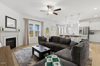 4005 Kingcraig Ln in Zebulon, NC - Building Photo - Building Photo