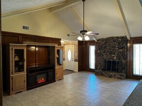 330 Maybrook Dr in Houston, TX - Building Photo - Building Photo