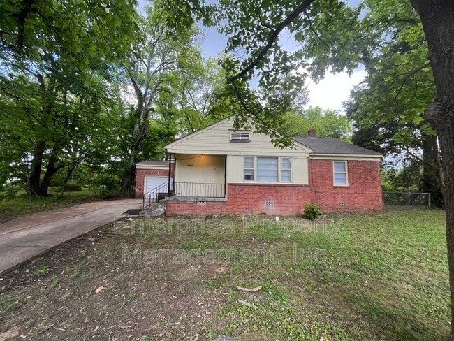 property at 1888 Burnham Ave