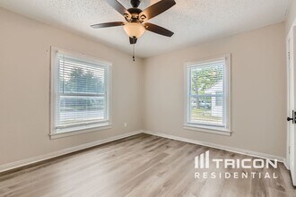 909 Layton Way in Columbia, SC - Building Photo - Building Photo