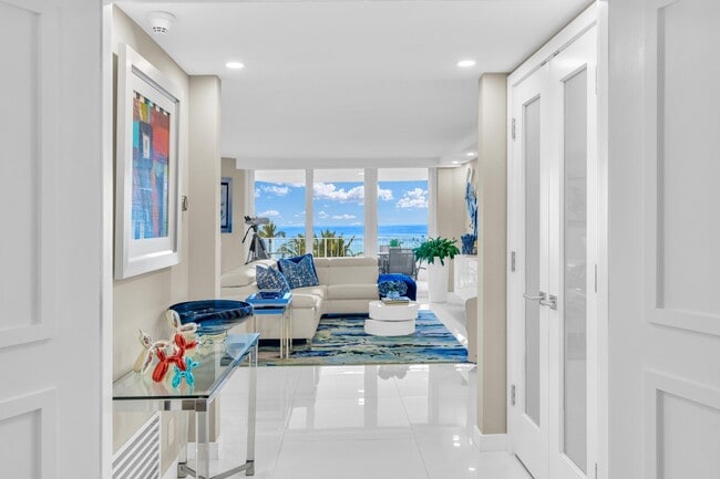 550 S Ocean Blvd in Boca Raton, FL - Building Photo - Building Photo