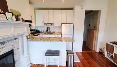 1137 Massachusetts Ave in Cambridge, MA - Building Photo - Building Photo