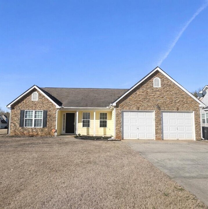 728 Denise Ct in Mcdonough, GA - Building Photo