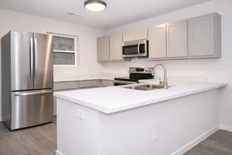 The Berg in Milton, WI - Building Photo - Building Photo