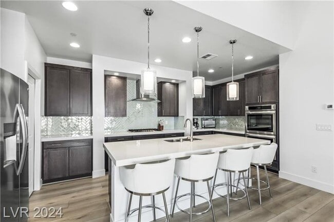 408 Dalton Crst Ave in Henderson, NV - Building Photo - Building Photo