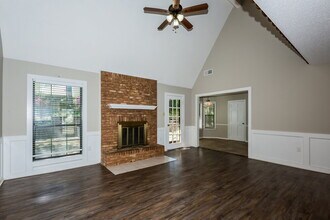 8169 Cairn Dr in Memphis, TN - Building Photo - Building Photo
