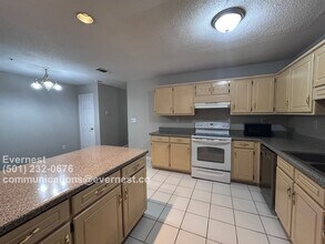 3816 Soapstone Rd in Decatur, GA - Building Photo - Building Photo