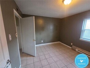 1500 Autumn Dr, Unit 1 in Greensboro, NC - Building Photo - Building Photo