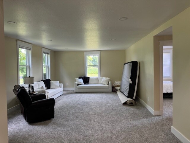 9411 Addison Rd in North Adams, MI - Building Photo