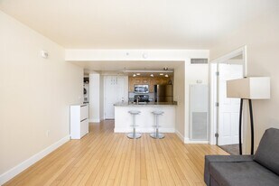 450 N Arlington Ave, Unit 801 in Reno, NV - Building Photo