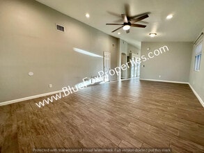 13201 N Classic Overlook Ct in Oro Valley, AZ - Building Photo - Building Photo