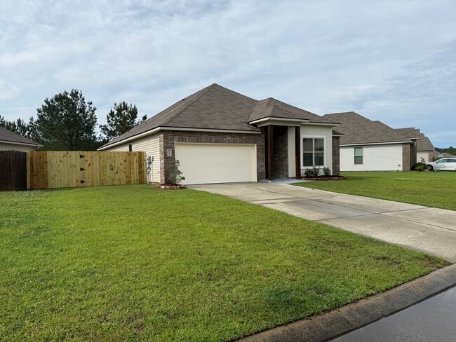 23033 Isabella Dr in Robert, LA - Building Photo - Building Photo