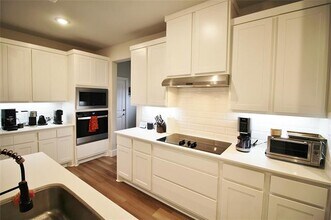 218 Mockingbird Dr in Waxahachie, TX - Building Photo - Building Photo