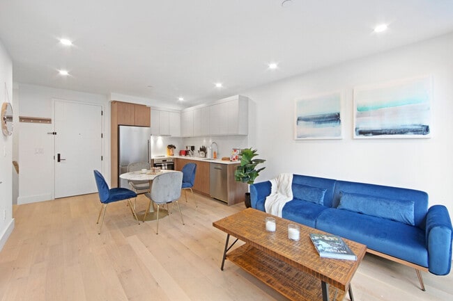 149 Green St in Brooklyn, NY - Building Photo - Building Photo