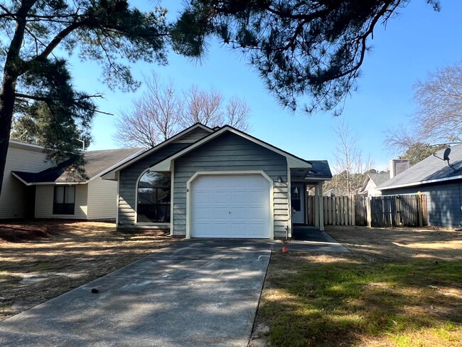 property at 544 Auburndale Ln