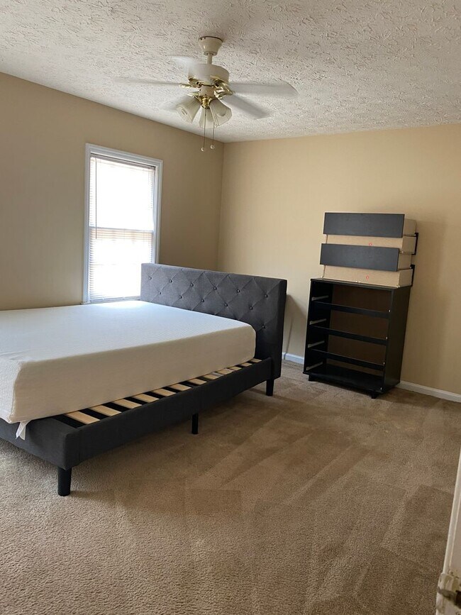 property at 1909 S Milledge Ave