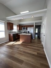 132 SW 145th Rd in Warrensburg, MO - Building Photo - Building Photo