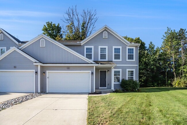 1048 Broken Ridge Dr in Lansing, MI - Building Photo - Building Photo