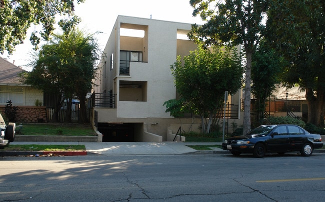 404 W Stocker St in Glendale, CA - Building Photo - Building Photo