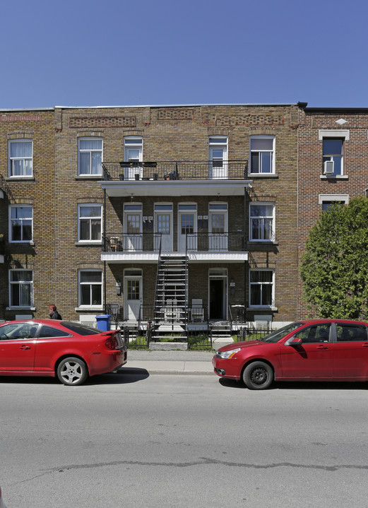 359-369 6e in Montréal, QC - Building Photo