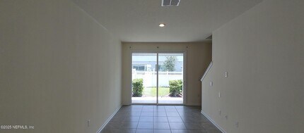 525 Big Tree Wy in Orange Park, FL - Building Photo - Building Photo