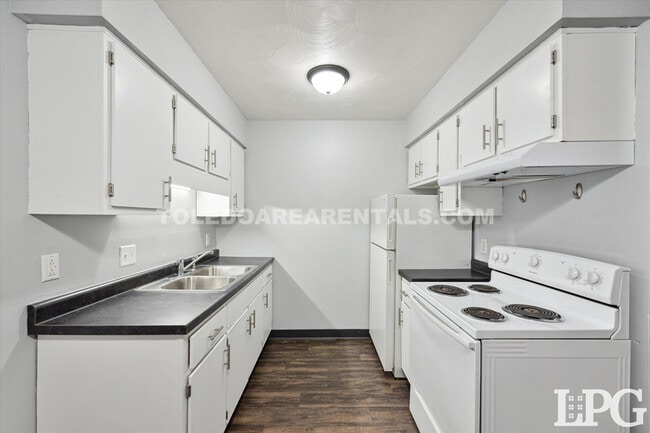 property at 6020 Secor Rd