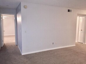 5148 Conroy Rd in Orlando, FL - Building Photo - Building Photo
