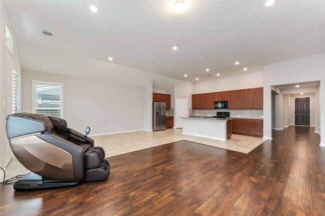 property at 5914 River Timber Trl