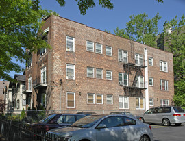 40 Mitchell Pl Apartments