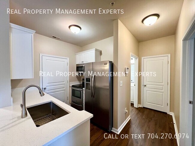 18711 Ruffner Dr in Cornelius, NC - Building Photo - Building Photo