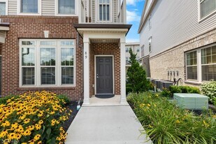 89 Robeson St in Somerville, NJ - Building Photo