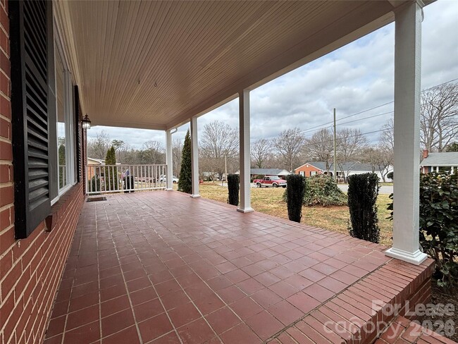 418 Coolidge Ave in Statesville, NC - Building Photo - Building Photo