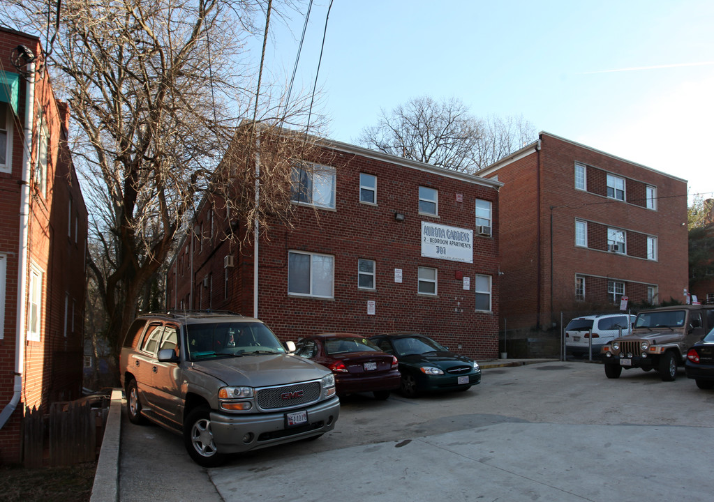 Aurora Gardens in Takoma Park, MD - Building Photo