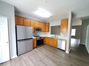 3031 Summerfield Ridge Ln in Matthews, NC - Building Photo - Building Photo