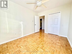 55 Isabella St in Toronto, ON - Building Photo - Building Photo