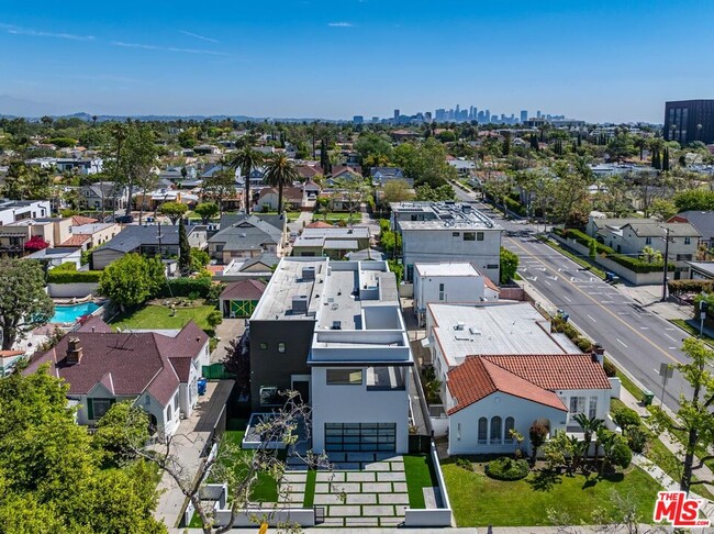 458 S Sycamore Ave in Los Angeles, CA - Foto de edificio - Building Photo