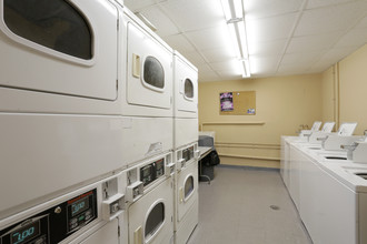 Carriage Creek Apartments in Richton Park, IL - Foto de edificio - Interior Photo