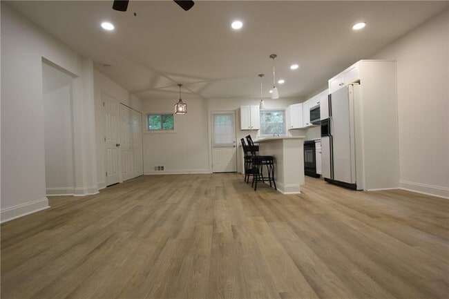 3533 Larkspur Terrace in Decatur, GA - Building Photo - Building Photo