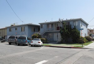 2000 Locust Ave Apartments