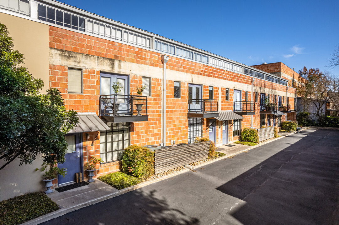 King William Lofts in San Antonio, TX - Building Photo