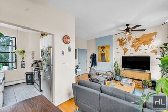 Saint Johns Place in Brooklyn, NY - Building Photo - Building Photo