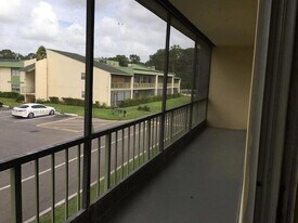 4109 NW 88th Ave, Unit 2029 in Coral Springs, FL - Building Photo