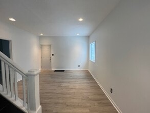 934 W Garfield Ave in Elkhart, IN - Foto de edificio - Building Photo