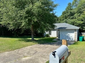 2987 Windsor Cir in Crestview, FL - Building Photo - Building Photo