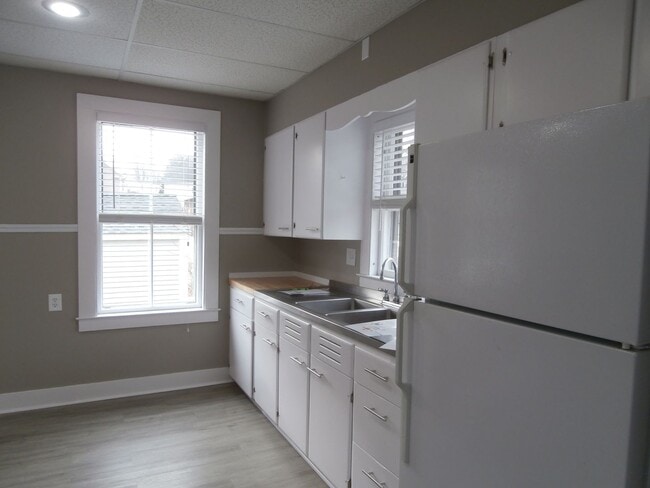 property at 6 Federal St