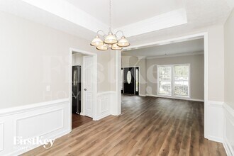 1455 Chamirey Dr SW in Marietta, GA - Building Photo - Building Photo