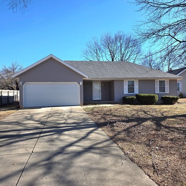 property at 5626 S Stonegate Ave