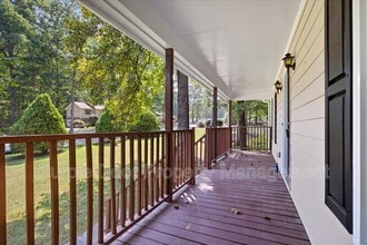 4201 Autumn Lake Dr in Buford, GA - Building Photo - Building Photo