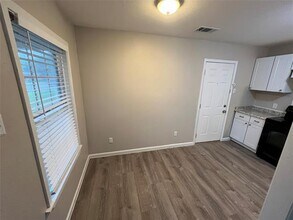 601 Freeman Dr in Garland, TX - Building Photo - Building Photo