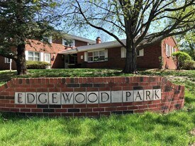 109 O'Neil Dr in Ames, IA - Building Photo